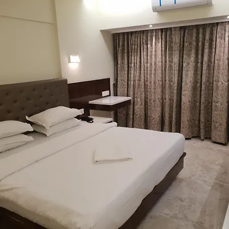 Hotel Milan International Mumbai Exterior photo