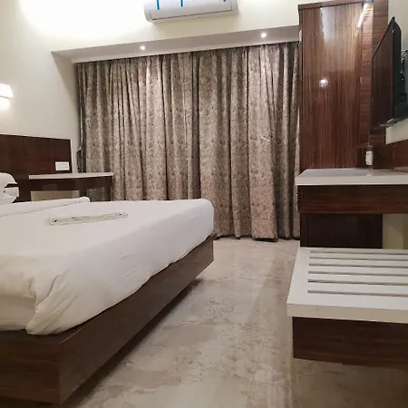 Hotel Milan International Mumbai Exterior photo