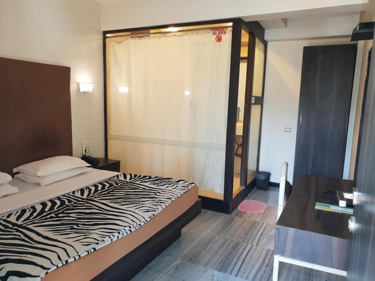 Milan International Hotel 3*