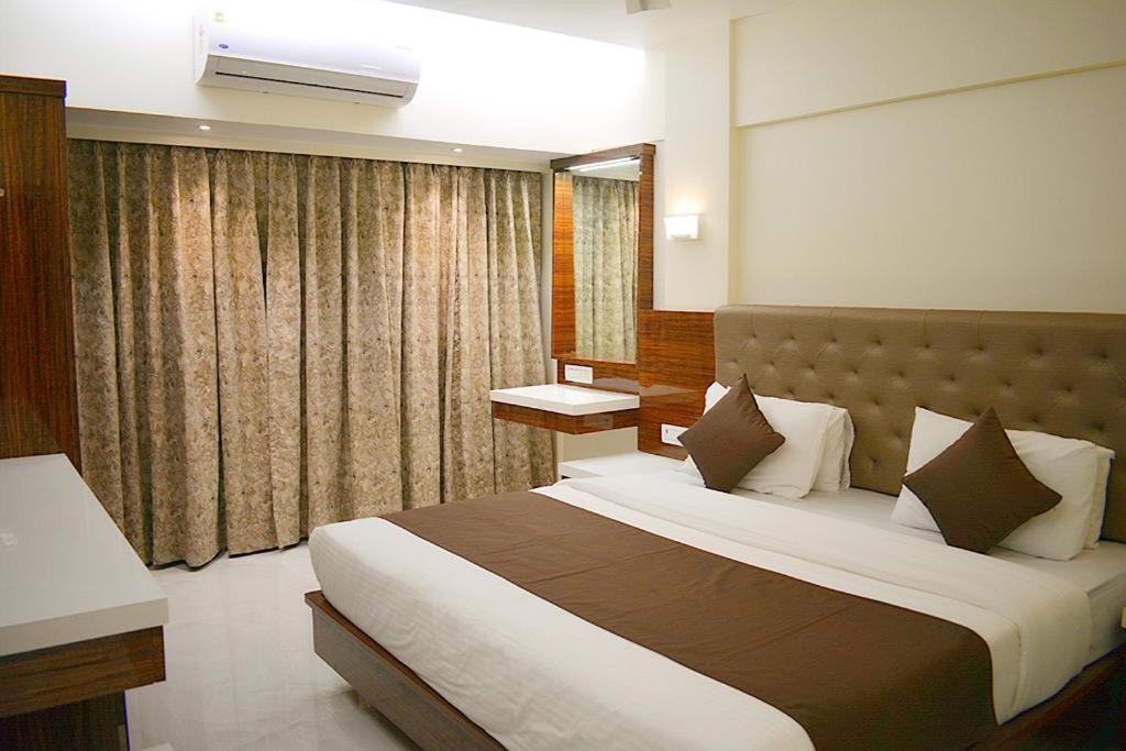 Milan International Hotel